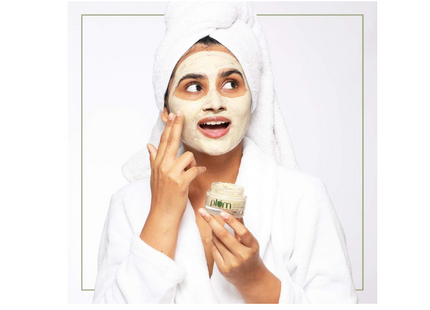 Plum Green Tea Clear Face Mask | Kaolin & Bentonite Clay Mask for Acne and Clogged Pores | Oily Skin | Brighter, Glowing Skin Face Pack | 60 g